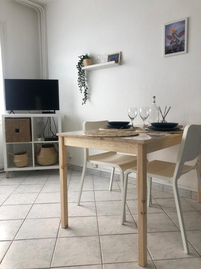 Jeter L'Ancre - Studio Calais Eksteriør bilde